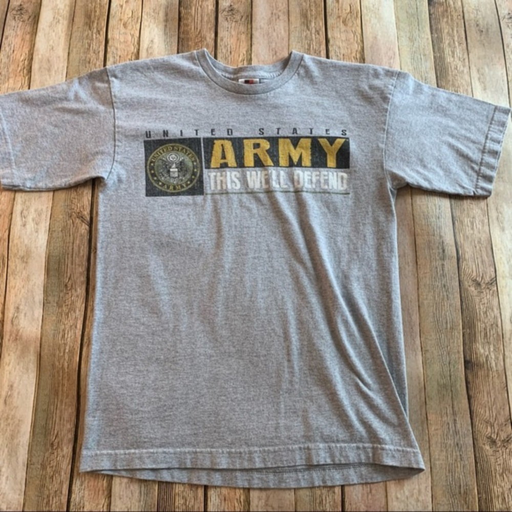 Vintage United States Army men’s short sleeve tee shirt | size medium